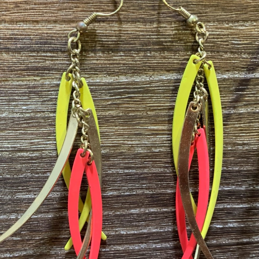 Retro Yellow and Pink Dangling Earrings